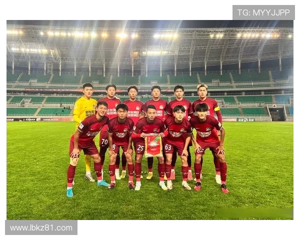 上海足球队状态变革引发热议球迷期待新篇章与未来发展