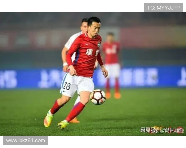 南京羽毛球队防守体系解析与战术运用探讨