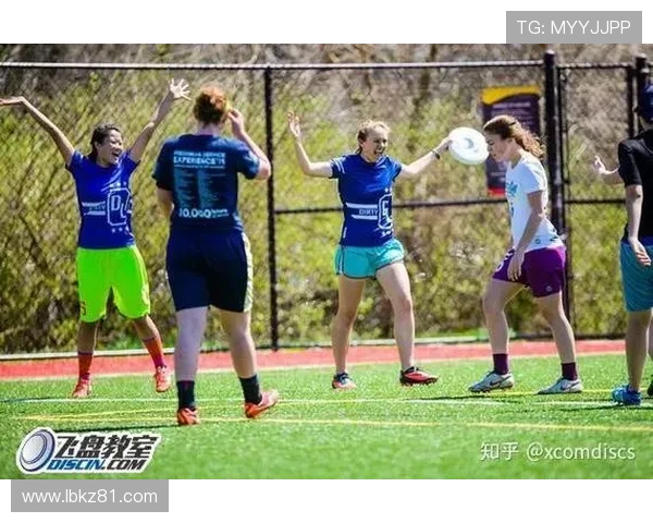 杭州飞盘队整体压制战术分析与比赛表现解读 杭州飞盘队整体压制战术分析与比赛表现解读