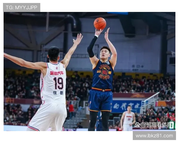 CBA季后赛青岛对阵山西精彩对决展现篮球魅力与团队精神 CBA季后赛青岛对阵山西精彩对决展现篮球魅力与团队精神