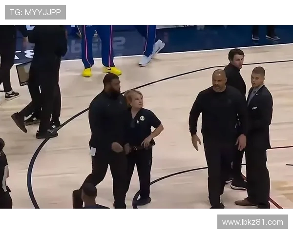 火箭队与掘金队精彩对决现场直播全程回顾与分析 火箭队与掘金队精彩对决现场直播全程回顾与分析