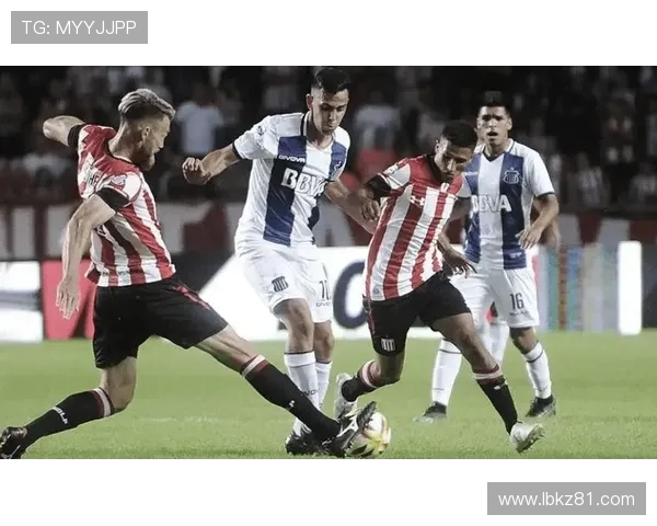 自由队与博卡青年激战正酣比分悬念引人关注