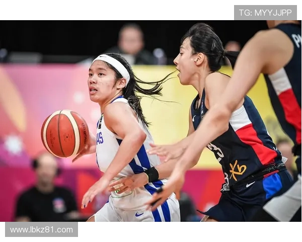 菲律宾女篮与中华台北女篮激战正酣谁能在赛场上笑到最后