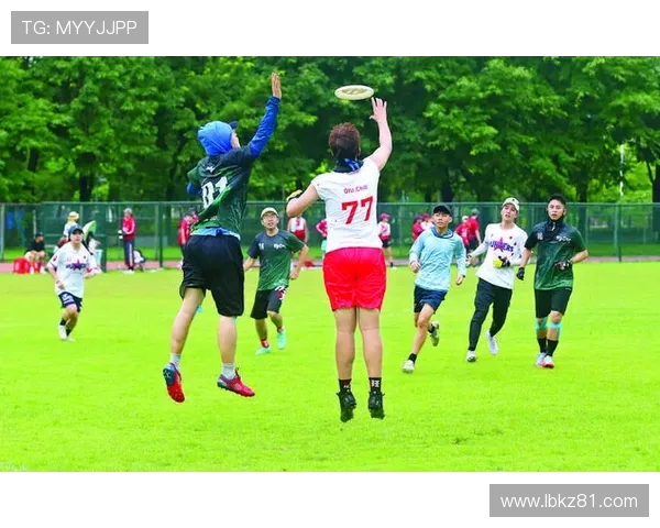 飞盘热潮席卷上海飞盘队如何引领运动节奏的变革与发展