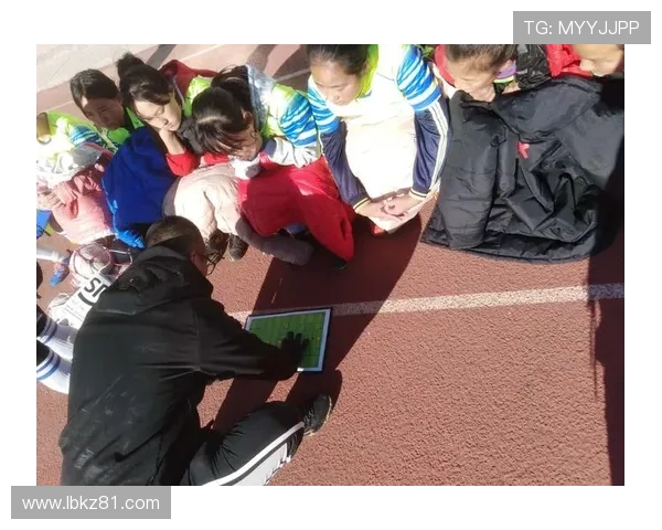 足球的灵魂之旅：深入探讨北京足球队的战术与精神内涵